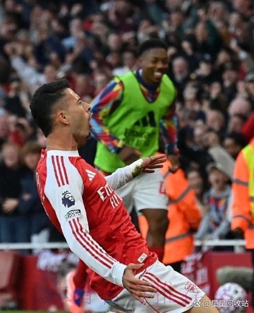 利物浦为阿诺德送上新合同 皇马提供的年薪相近